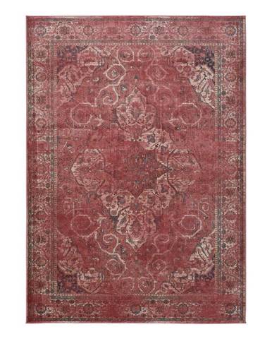 Červený koberec z viskózy Universal Lara Rust, 160 x 230 cm